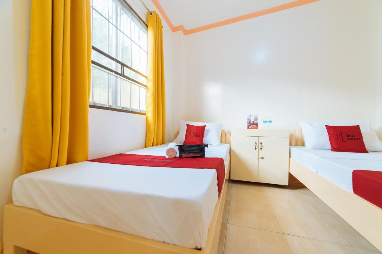 Reddoorz @ Q Abeto Street Mandurriao Hotel Iloilo City Ngoại thất bức ảnh